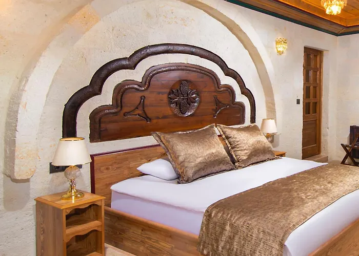 Dionysos Cave Cappadocia فندق أوروغوبْ